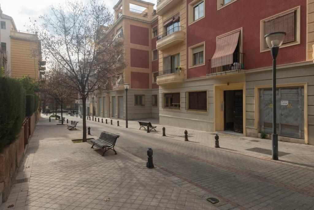 Precioso Piso En Paseo De La Bomba Free Parking Apartment Гранада Екстериор снимка